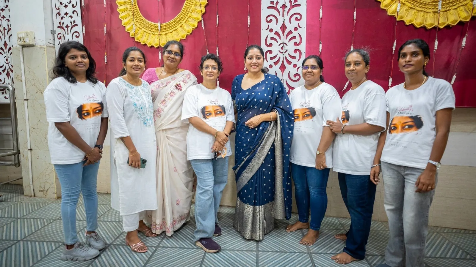 Anumol with participants at the Vijayadashami gathering in Kolathur.